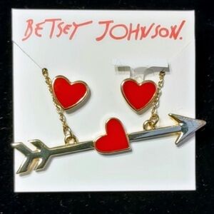 BETSEY JOHNSON SET Retired Valentine’s Day Cupid’s Arrow Necklace & Earrings NWT